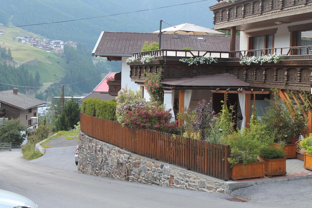 Ferienwohnung FreiRaum Sölden Zimmer foto